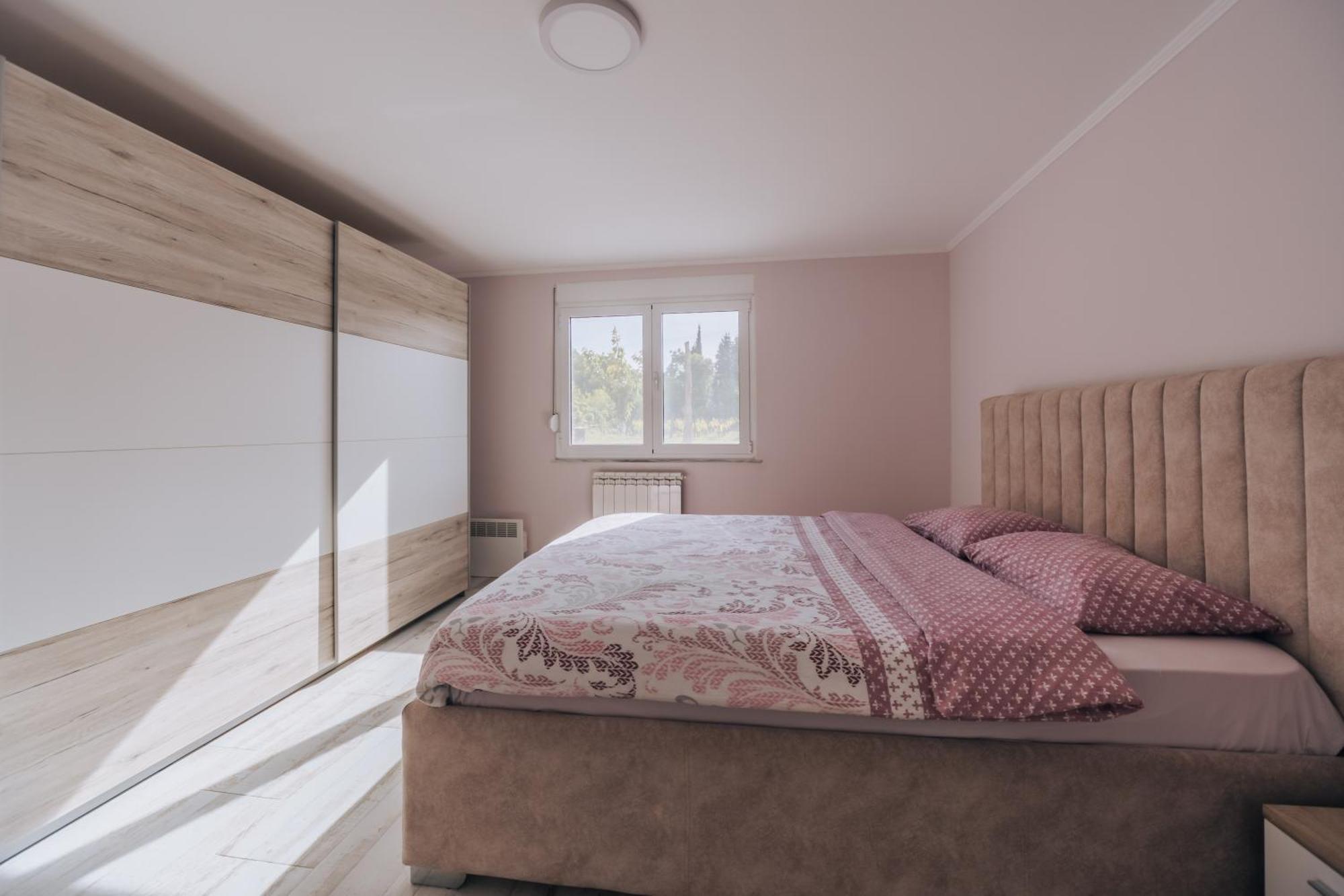 Apartment Majstorina เวียร์ปาซาร์ ภายนอก รูปภาพ